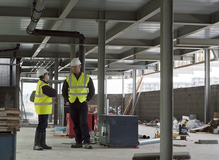 彩鋼屋面翻新廠家推薦：選擇優(yōu)質(zhì)的供應(yīng)商