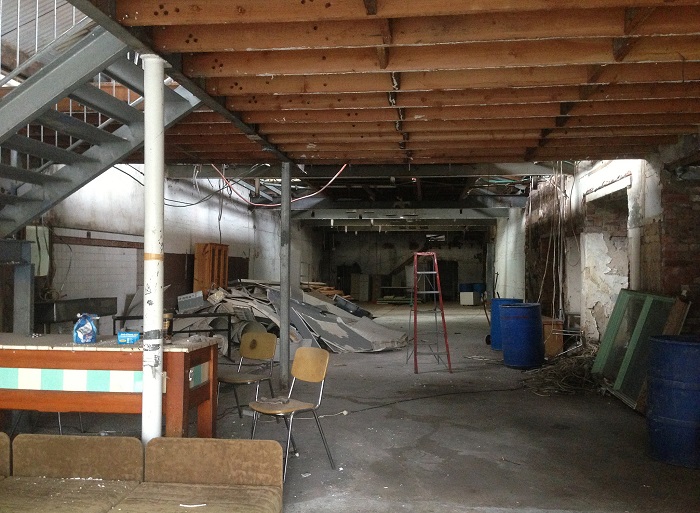 如何選擇適合廠房維修的施工團(tuán)隊(duì)?