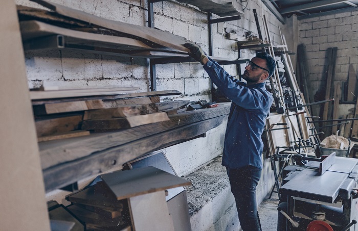 廠房維修廠家對比：選購合適的產(chǎn)品與服務(wù)