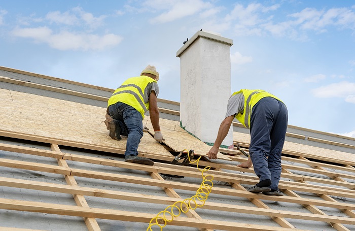 彩鋼屋面翻新的工期管理與時(shí)間控制