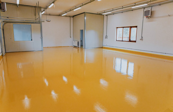 環(huán)氧地坪材料的選擇：了解不同類型的特點(diǎn)