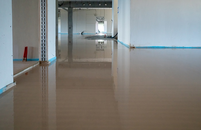 環(huán)氧地坪漆的耐化學(xué)品性能：適應(yīng)特殊環(huán)境需求