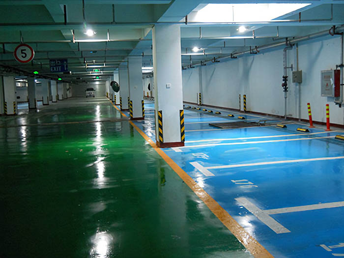 環(huán)氧地坪和耐磨地坪：工業(yè)地面保護的最佳選擇